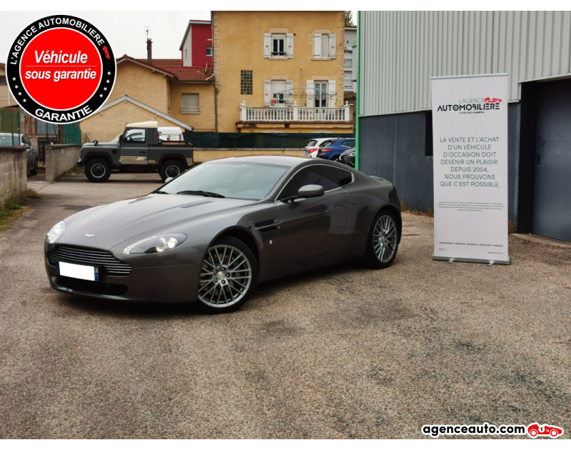 Achat voiture occasion, Auto occasion pas cher | Agence Auto Aston Martin V8 Vantage Coupé 4.7 V8 426ch SportShift Gris Année 2010 Automatique Essence